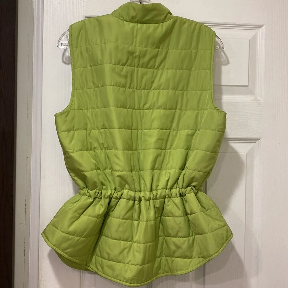Light weight quilted vest - Picture 2 of 7